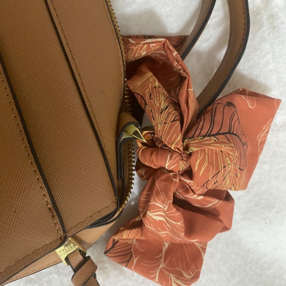 New Steve Madden Handbag - Picture 2 of 4